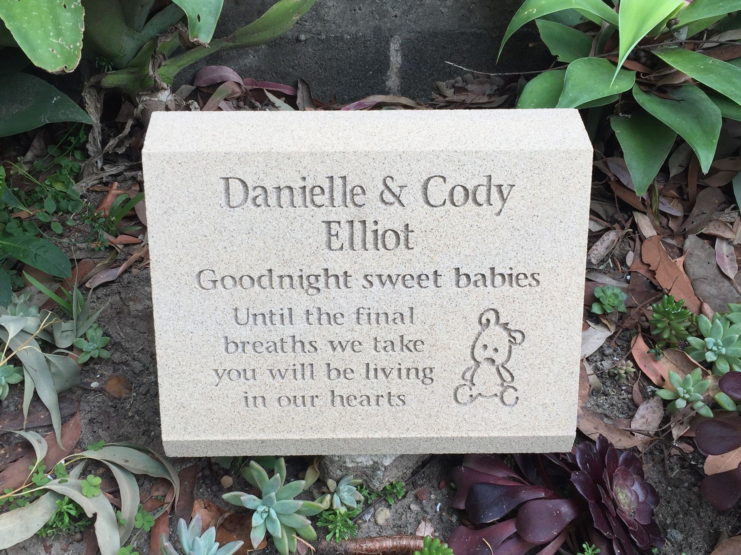 Sandstone Desk/Pillar Headstone For People - Natural Engraving