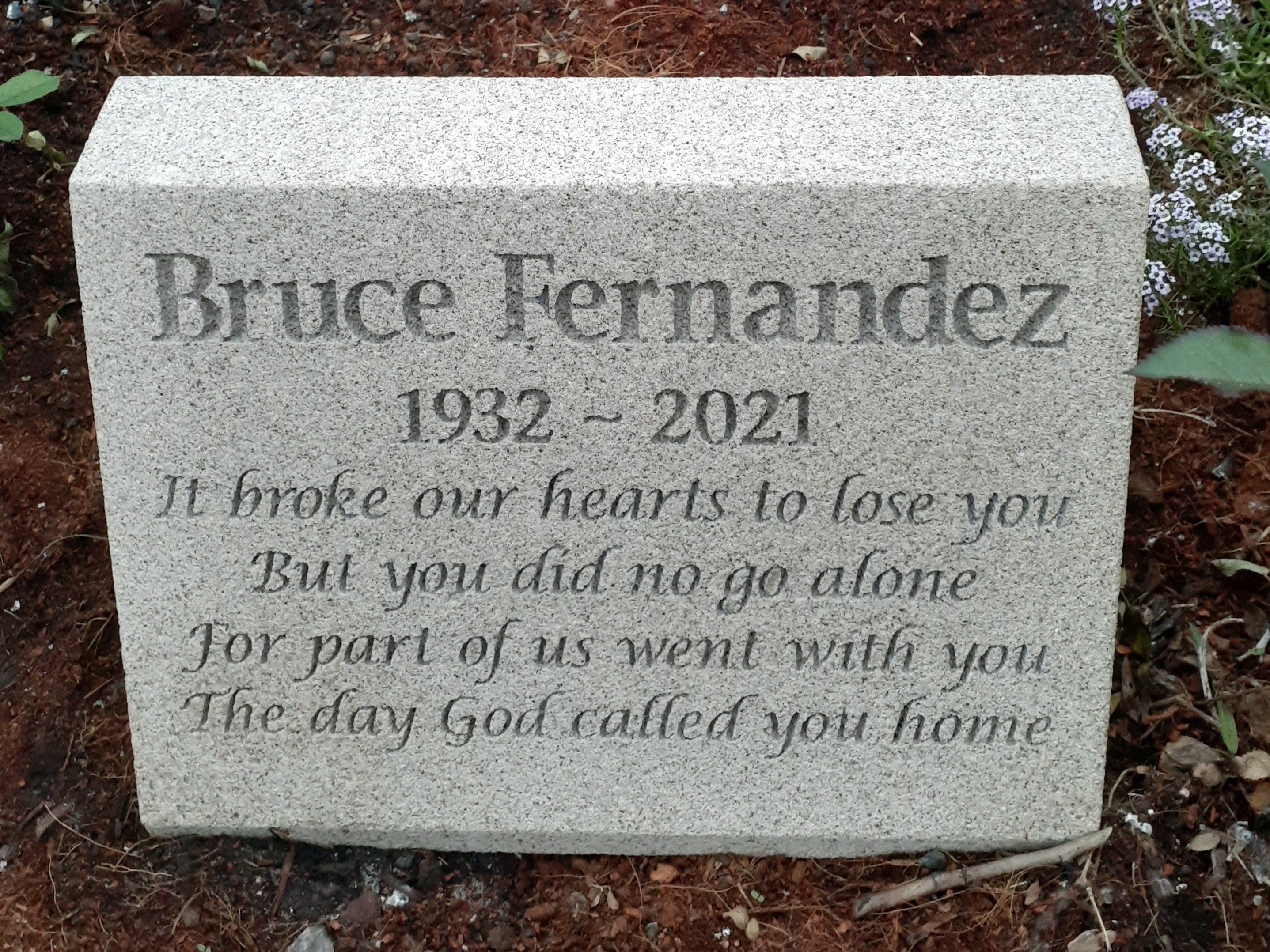 Sandstone Desk/Pillar Headstone For People - Natural Engraving