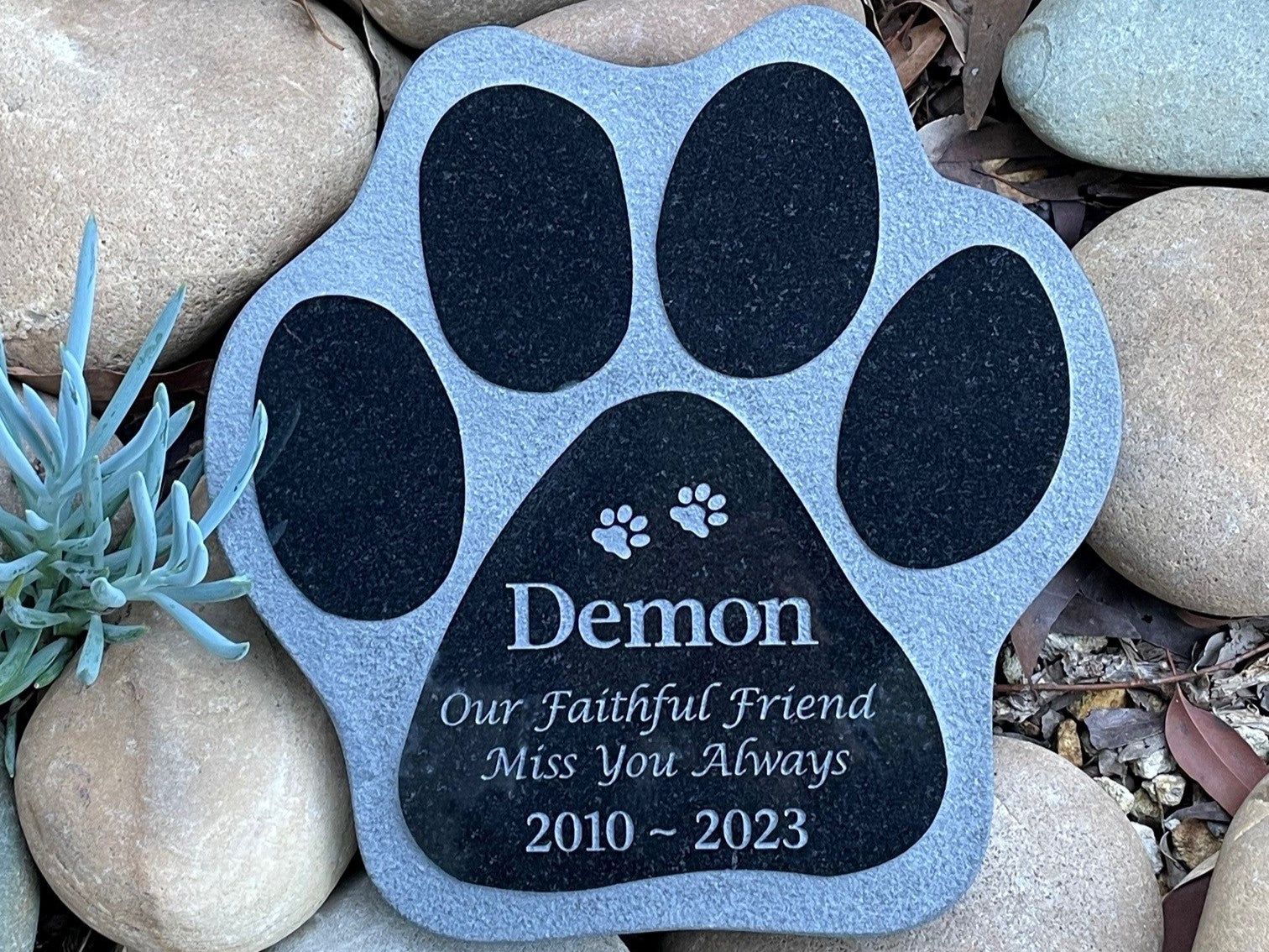 Shaped Granite Plaque Pet Memorial