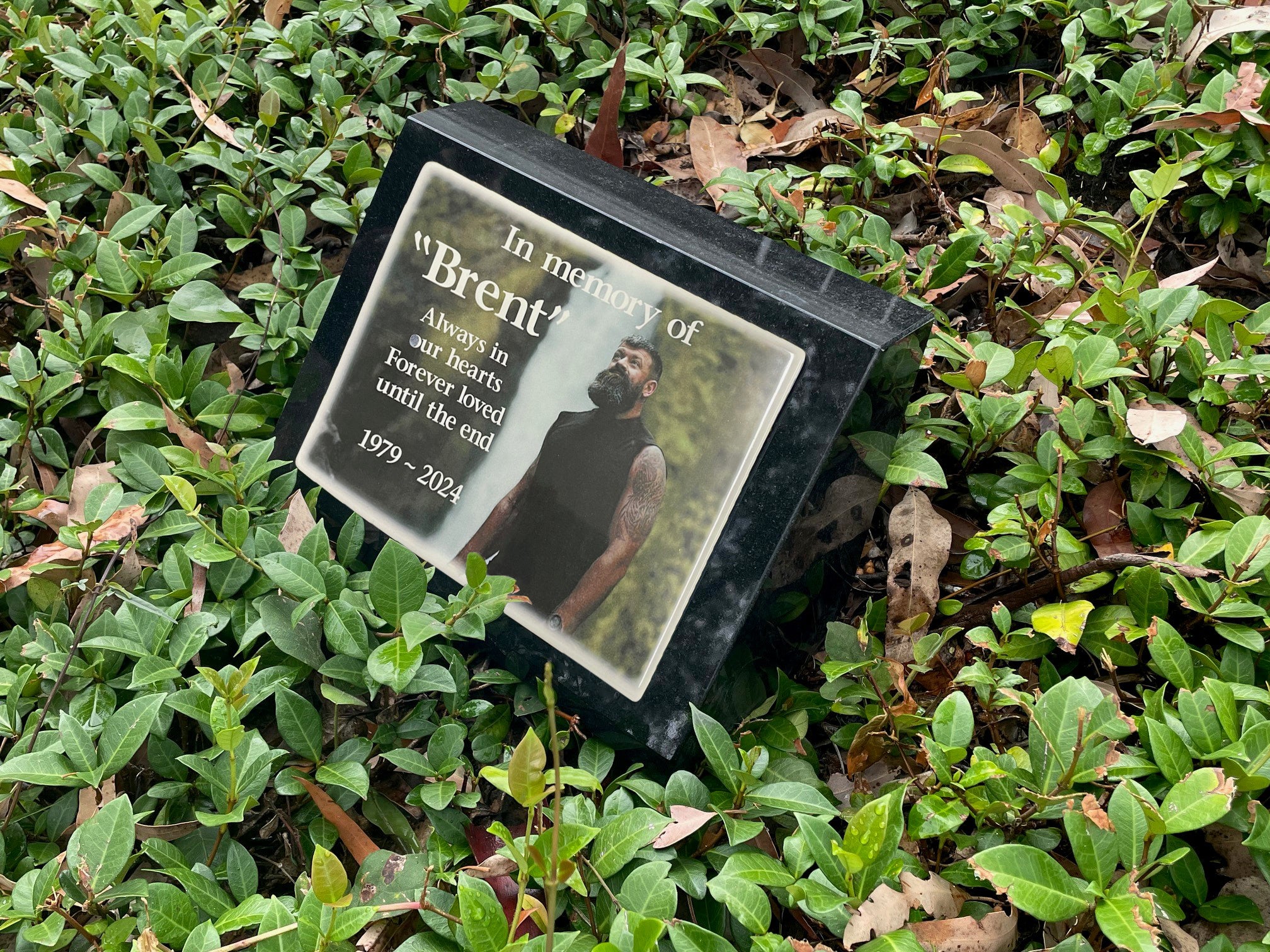 Granite Desk/Pillar Headstone for People - Photo ceramic