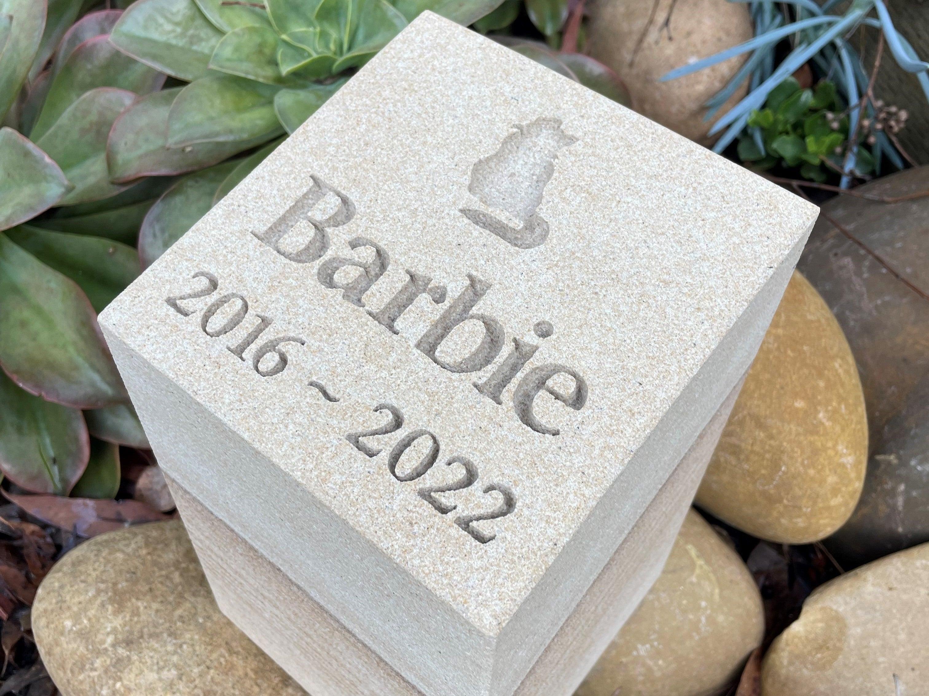 Garden Memorial Pet Urn