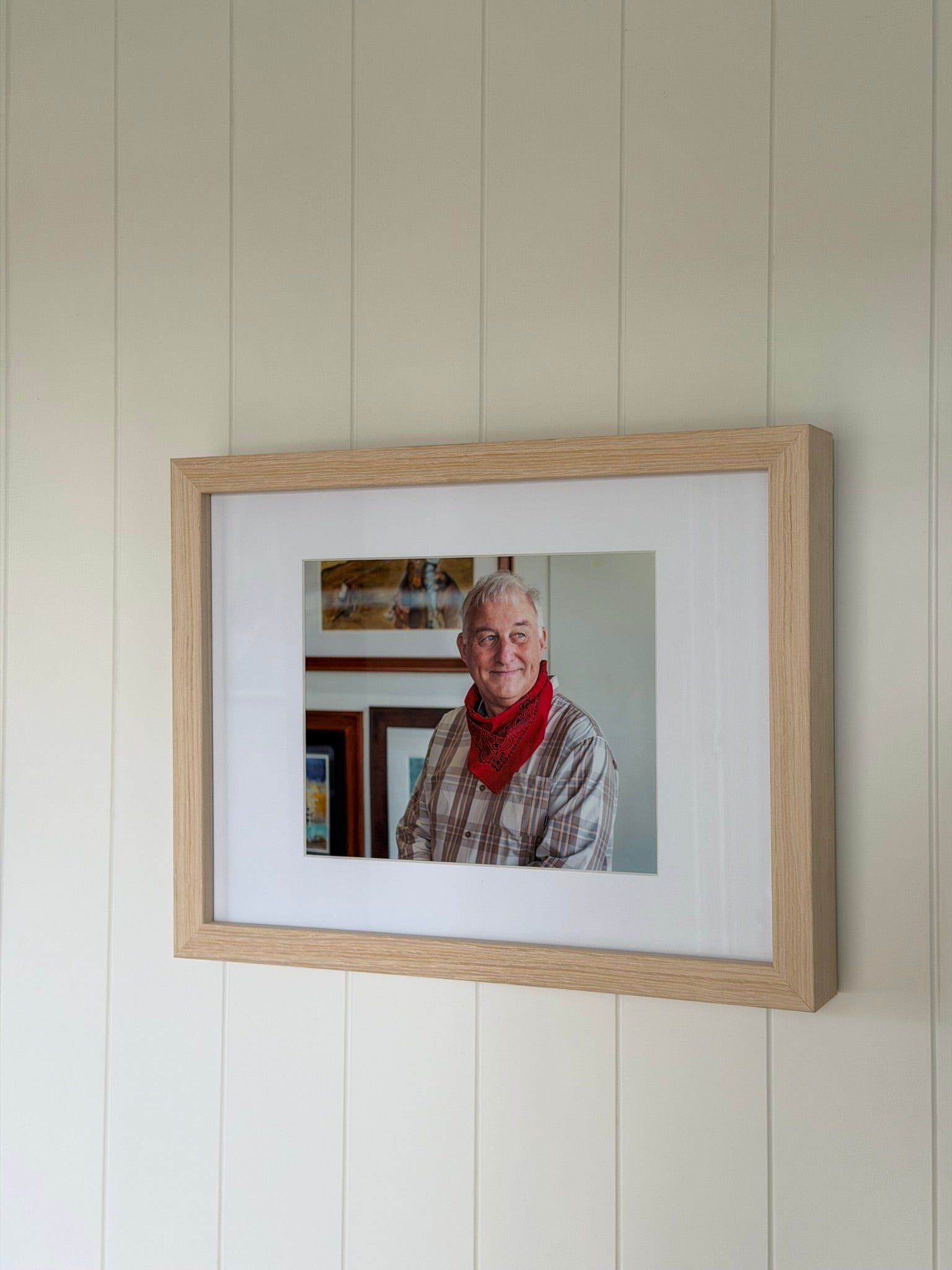 Lasting Impression Frame - Multi Option Concealed Urn - Oak