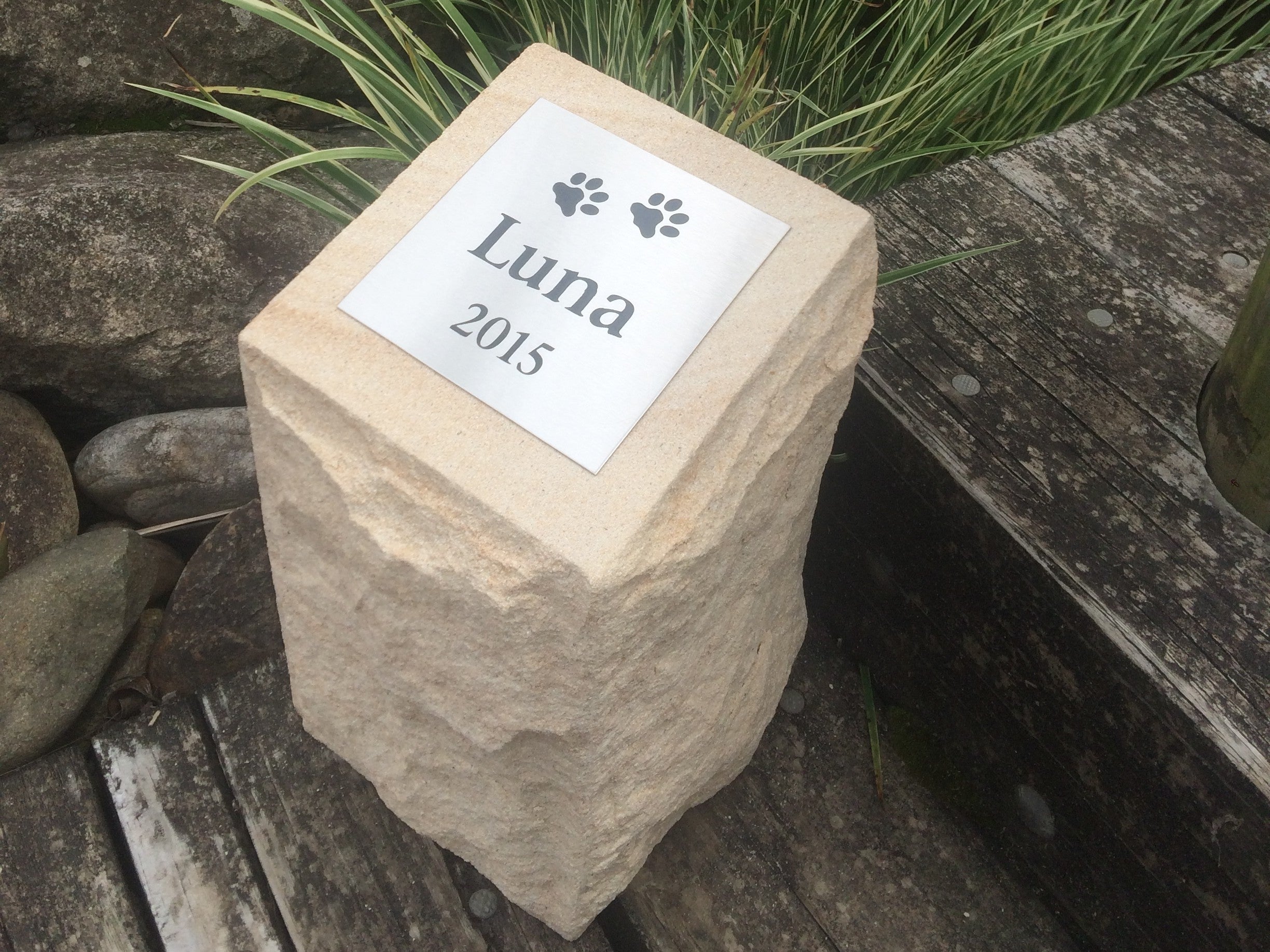Garden Memorial Pet Urn