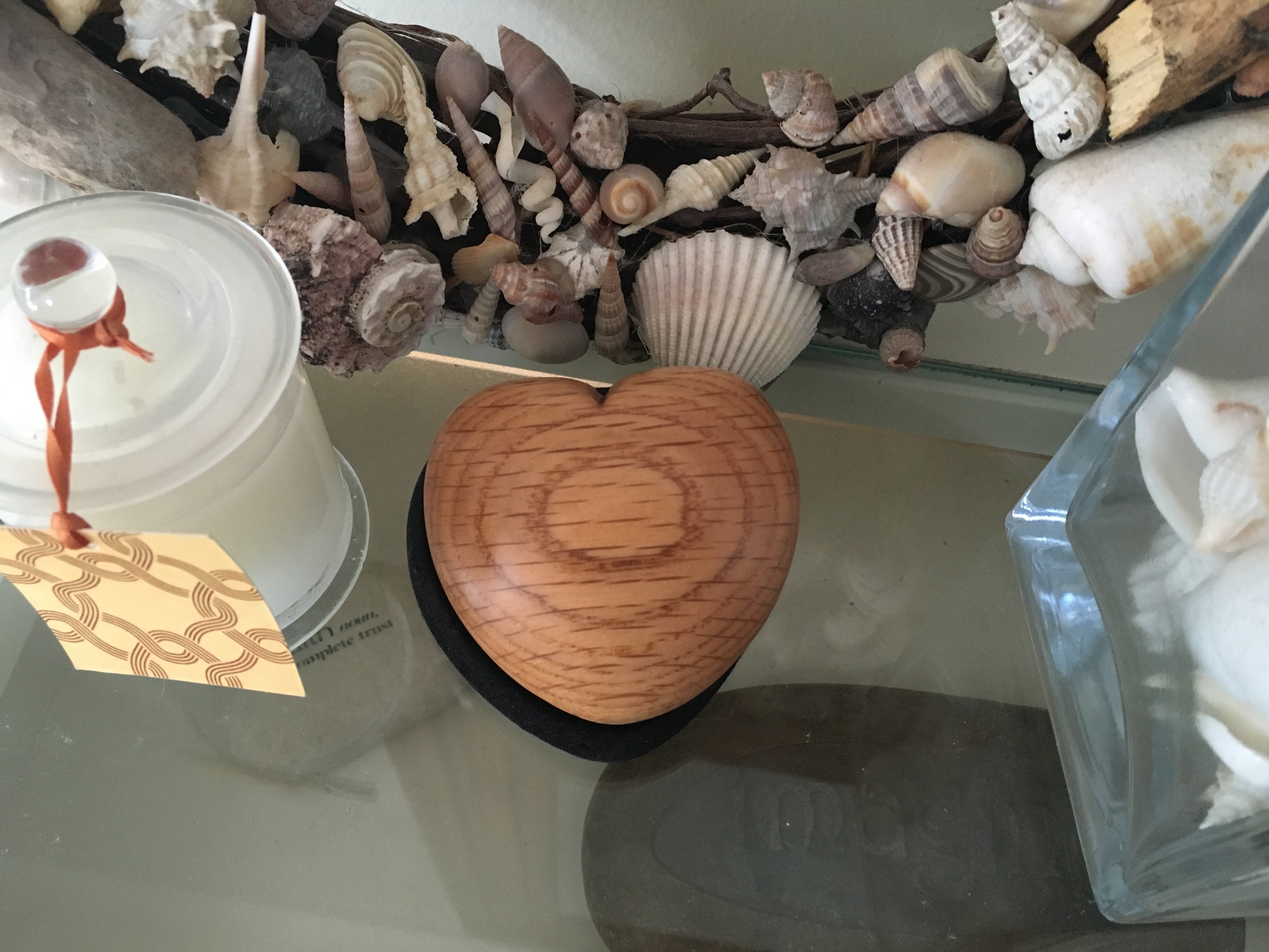 Natural Oak Tribute Heart Keepsake