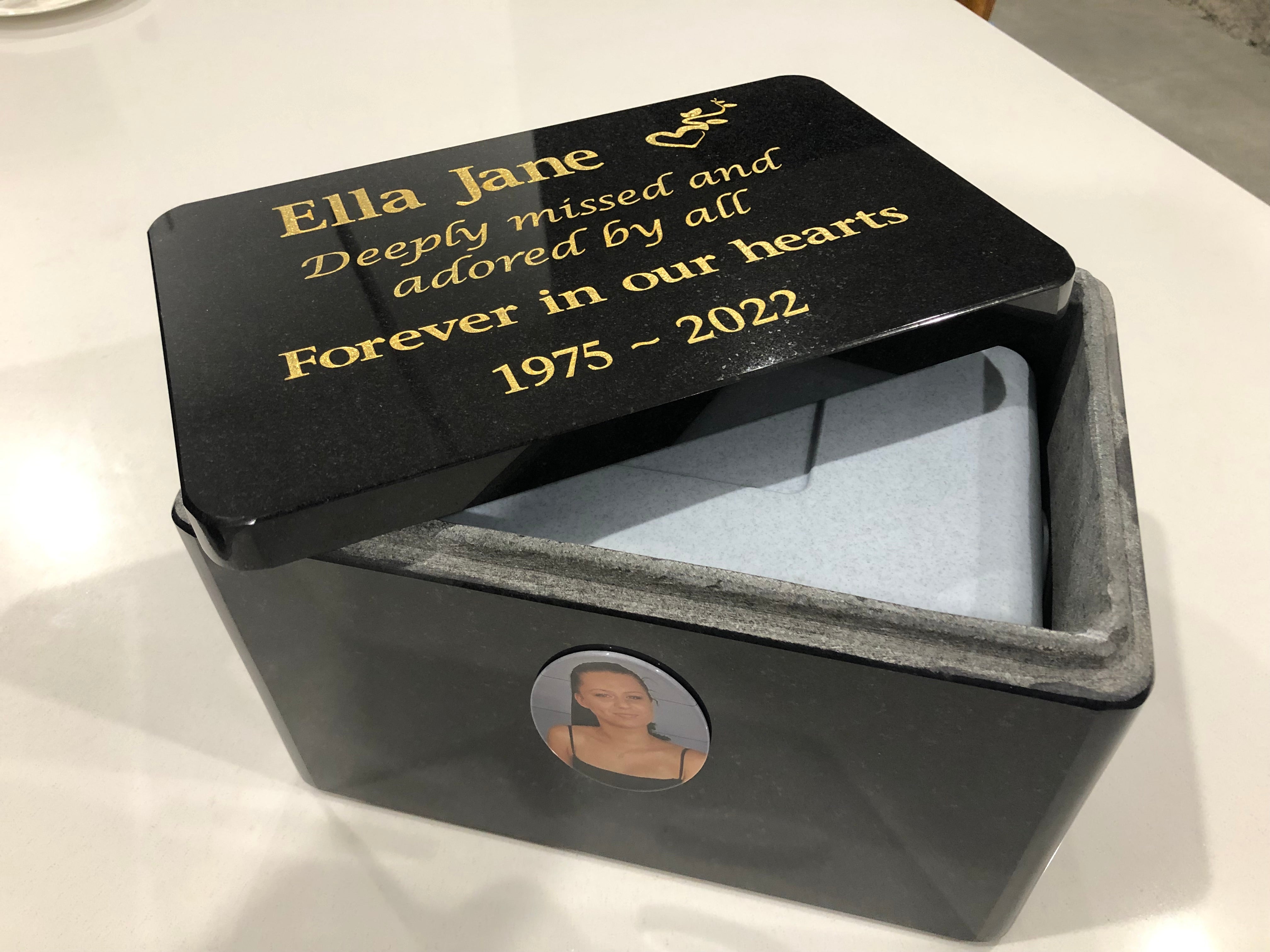Everlasting Spirit Granite Memorial Urn Box for People