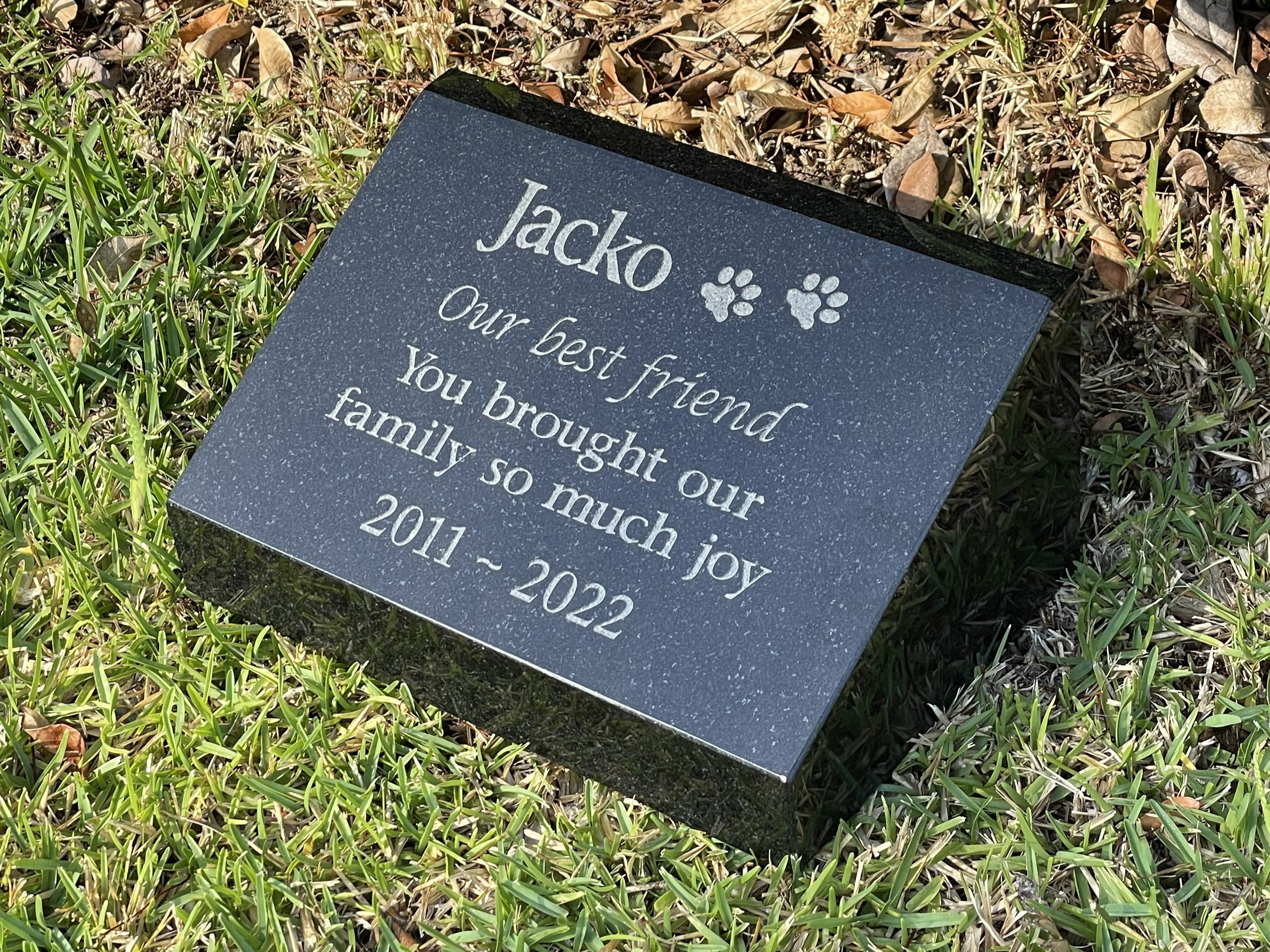 Granite Desk/Pillar Pet Headstone - Natural