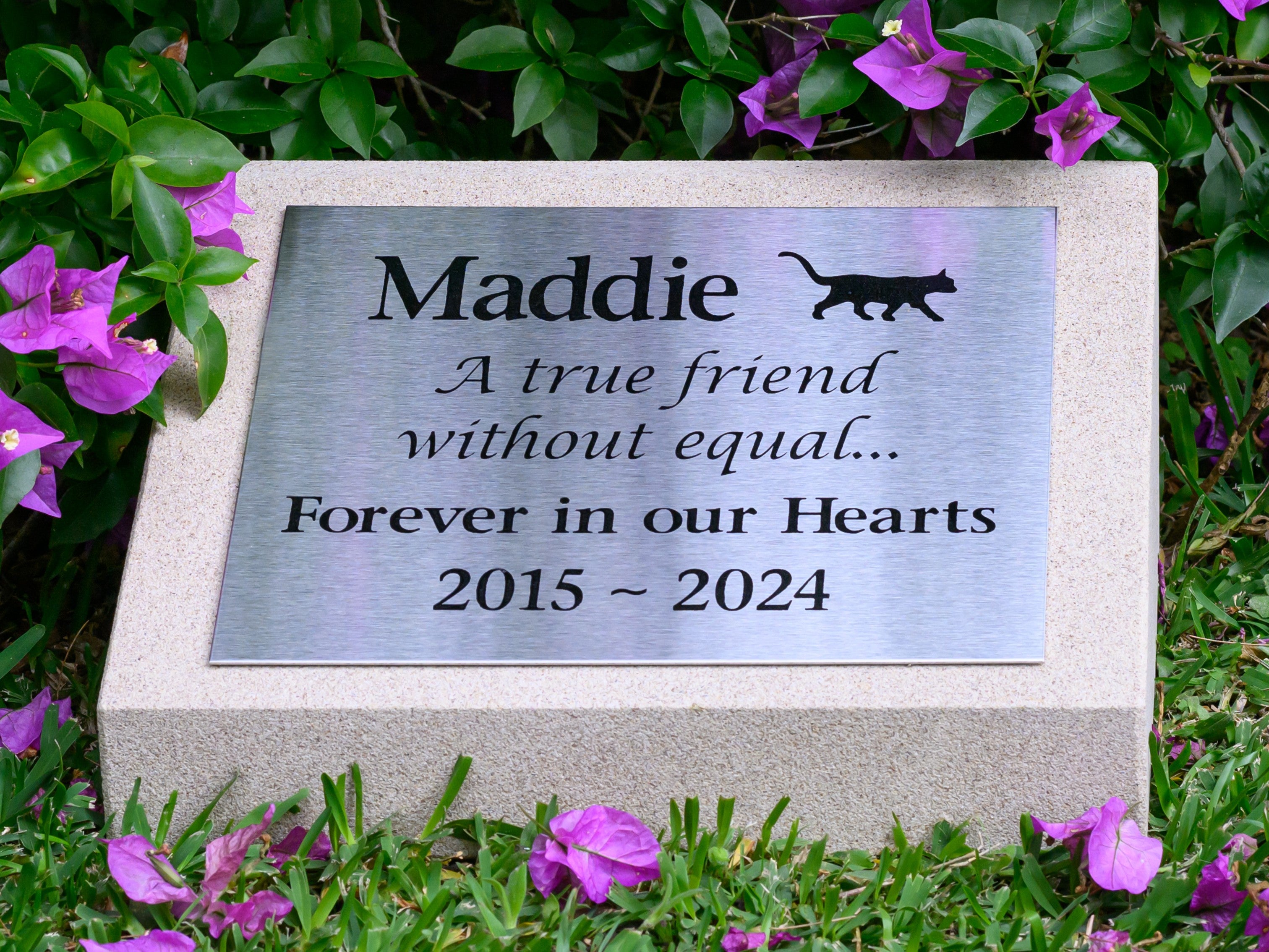 Sandstone Desk/Pillar Pet Headstone - Stainless Steel