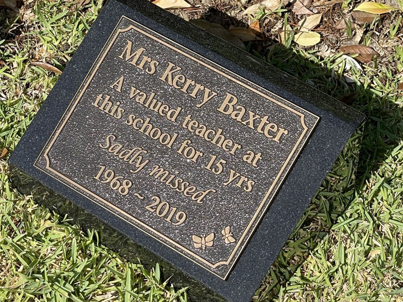 Granite Desk/Pillar Headstone for People - Bronze Plaque