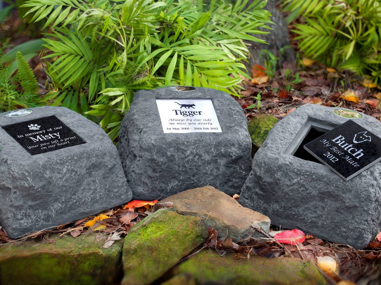 Resin Stone Urn Pet Memorial