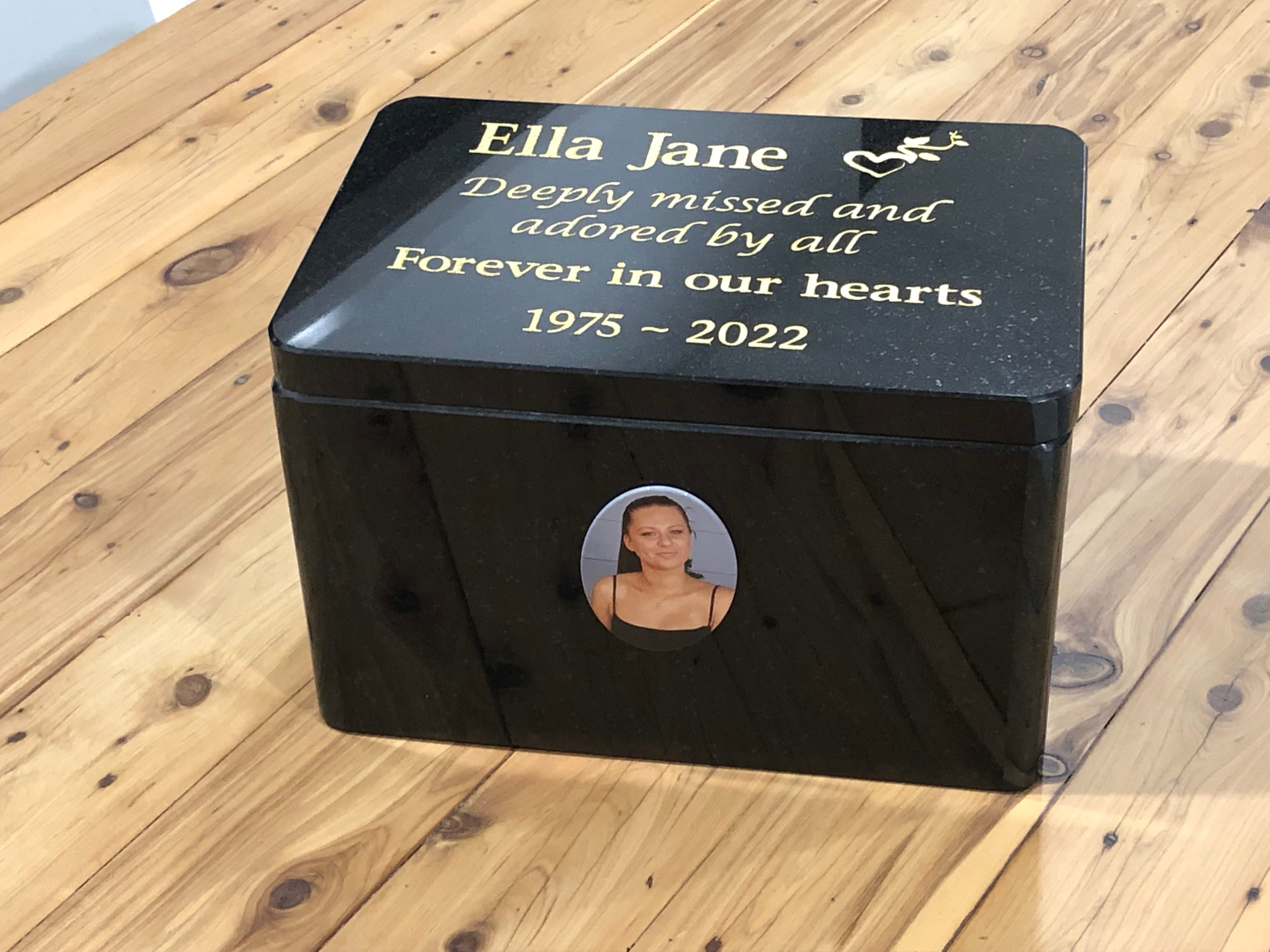 Everlasting Spirit Granite Memorial Urn Box for People
