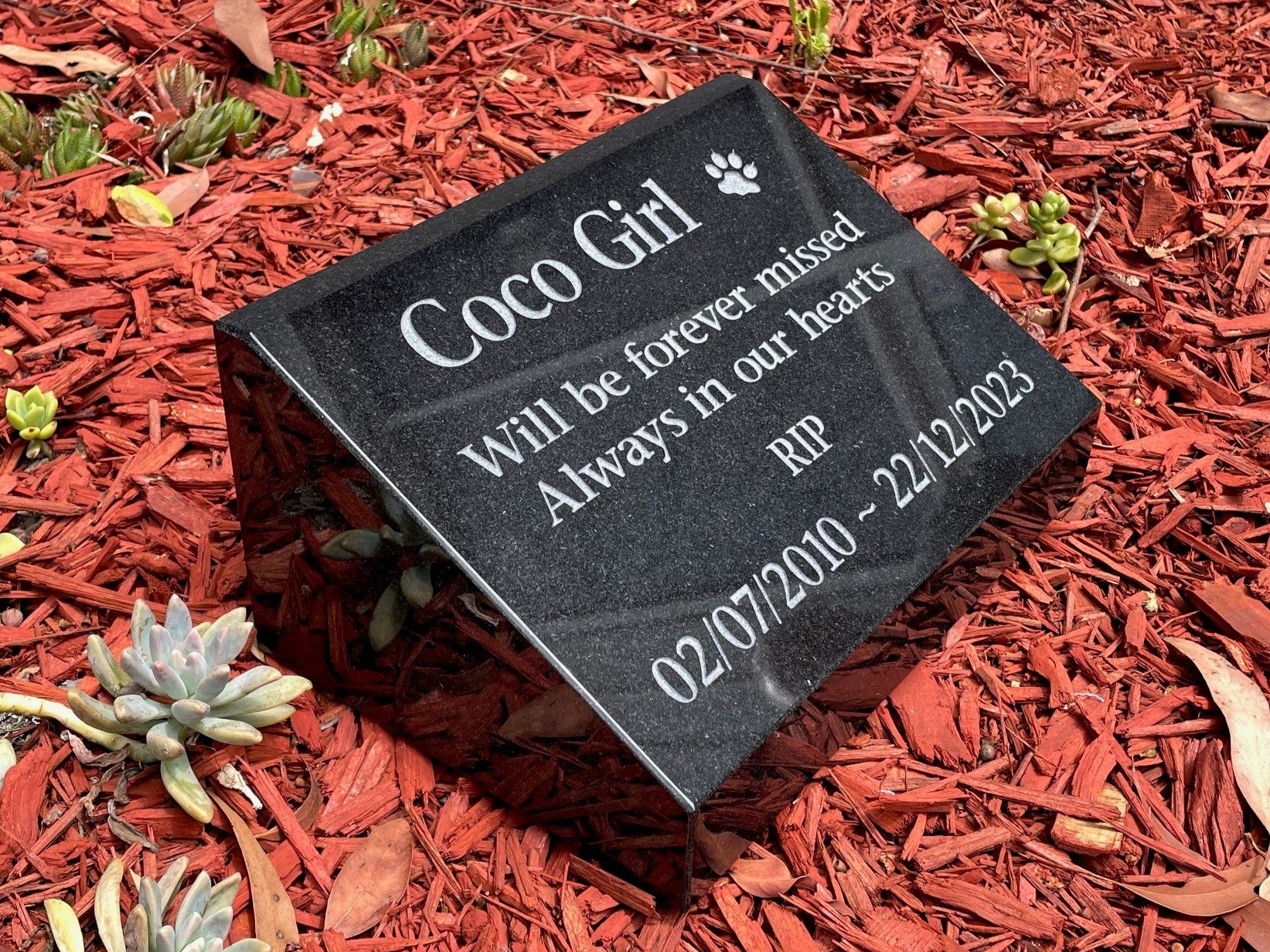 Granite Desk/Pillar Pet Headstone - Natural