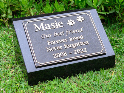 Granite Desk/Pillar Pet Headstone - Bronze Plaque