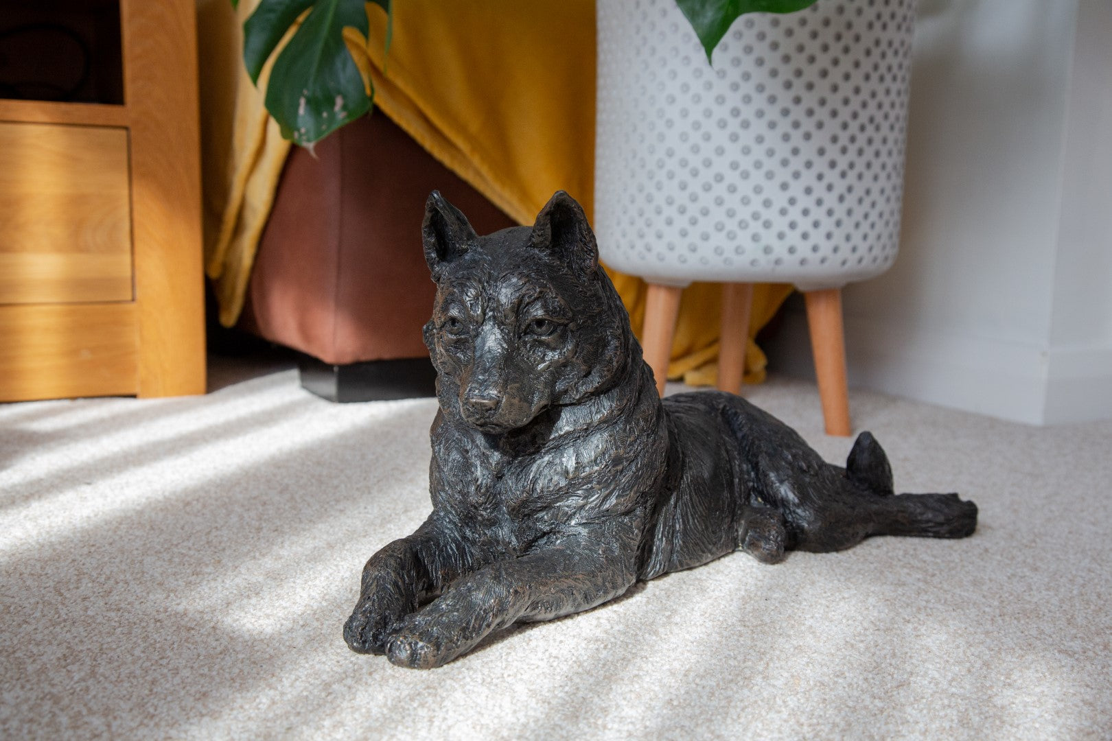 Cast Resin Dog Figurine Memorial Urn - Husky