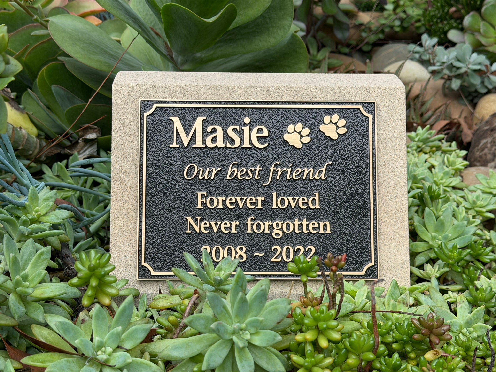Sandstone Desk/Pillar Pet Headstone - Bronze Plaque