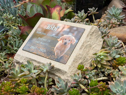 Personalised Sandstone Pet Memorial with Full Colour Photo Plaque