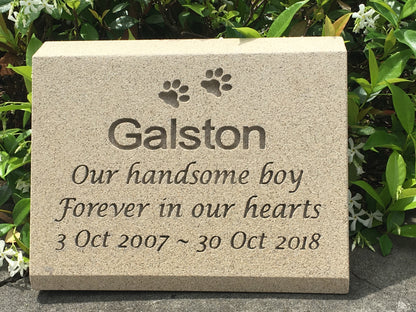 Sandstone Desk/Pillar Pet Headstone - Natural Engraving