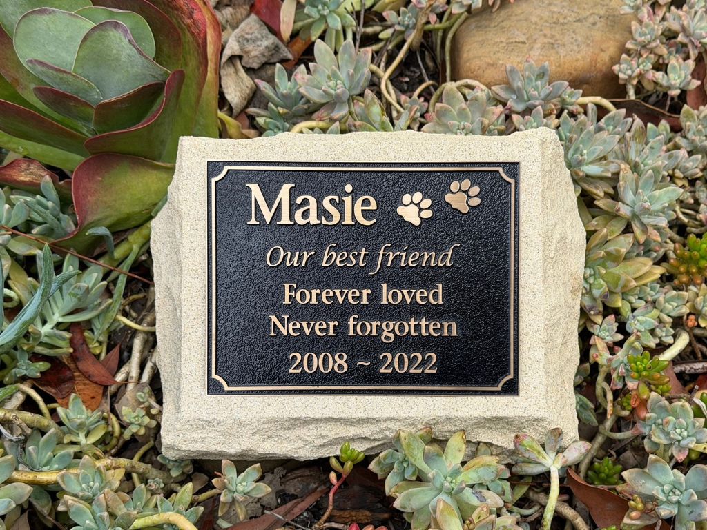Personalised Sandstone Pet Memorial with Bronze Plaque