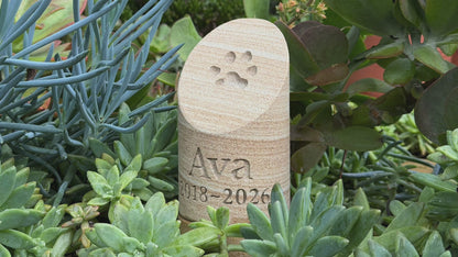 Personalised Sandstone Paw Print Pillar Pet Memorial (17cm x 10cm)